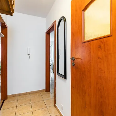 Superapart Stanow Zjednoczonych 72