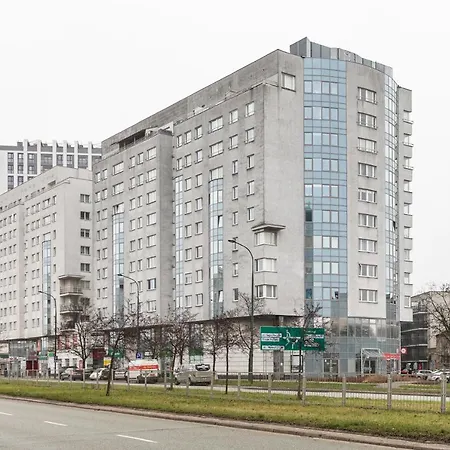 Superapart Stanow Zjednoczonych 72