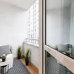 Superapart Stanow Zjednoczonych 72 * 바르샤바